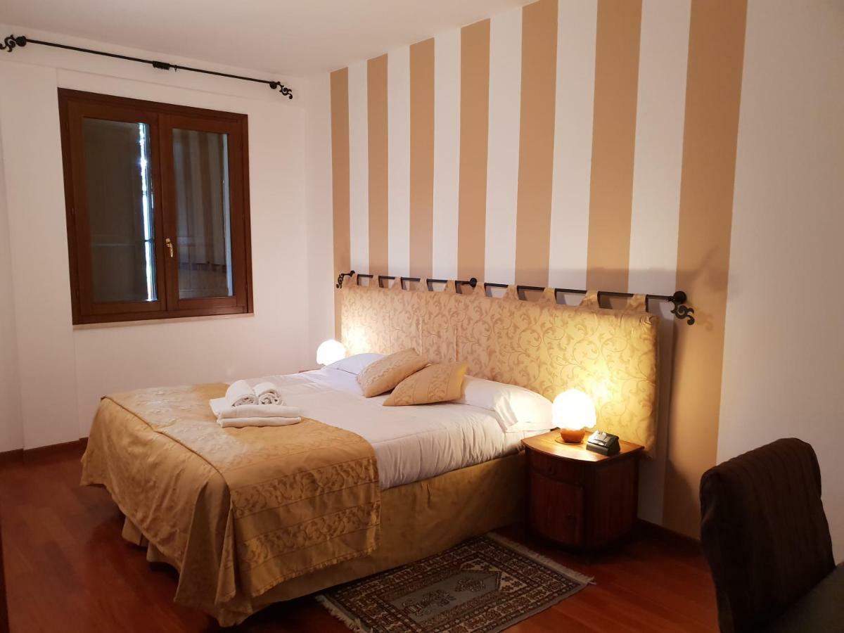 Locanda Da Vittorio Manerba del Garda Dış mekan fotoğraf